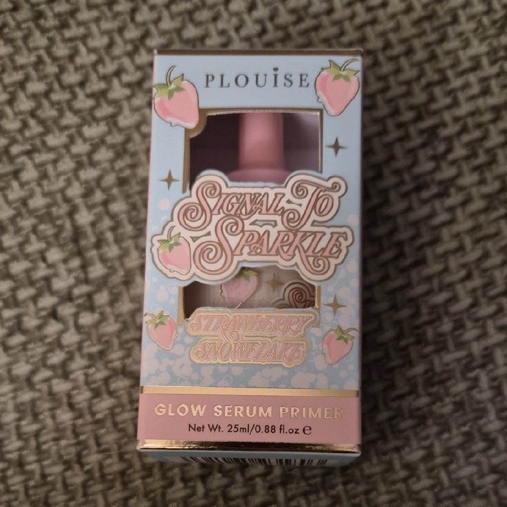 P. Louise Strawberry Snowflake Glow Serum Primer